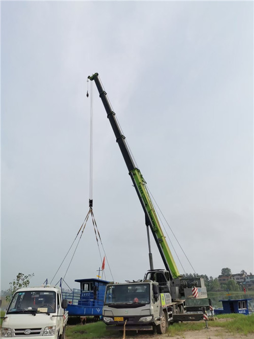 禄丰县桥梁建设吊装案例