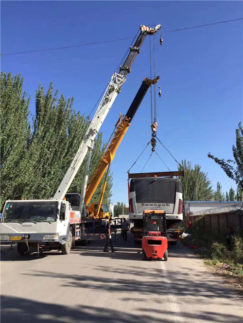 禄丰县港口集装箱搬运案例